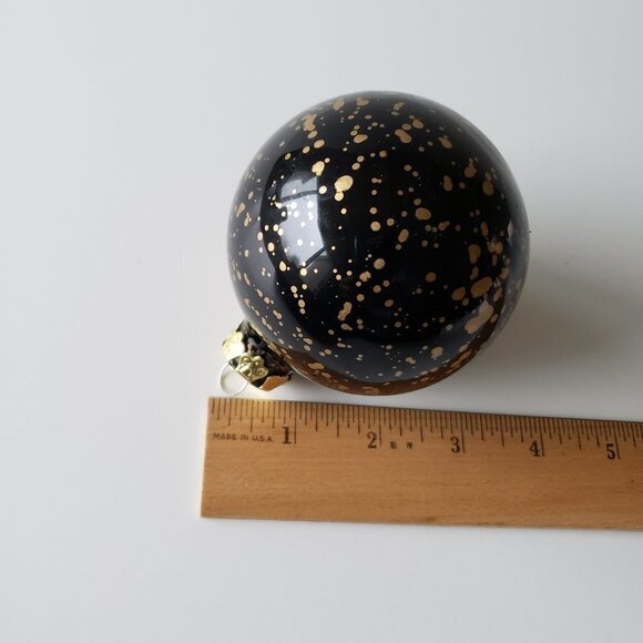 Unused Glass Black and Gold Ornaments (18 bulbs) - Picture 3 of 3